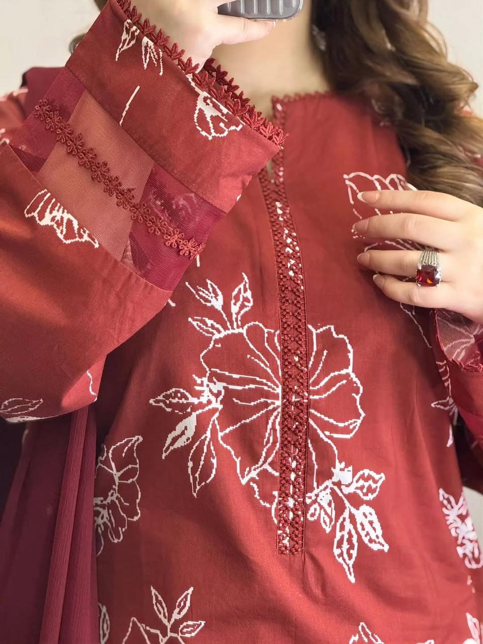 Cotton dress with skin print